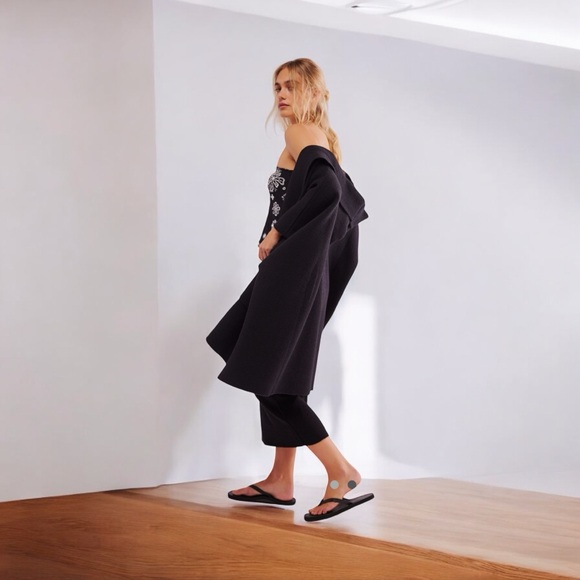 FREE PEOPLE”GET COZY “HOODED SPRING FALL WINTER KOMONO - Picture 4 of 5